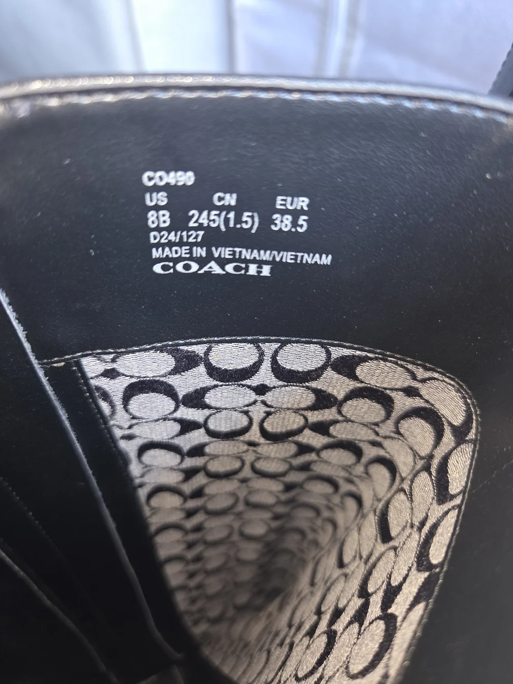 Coach elegant black